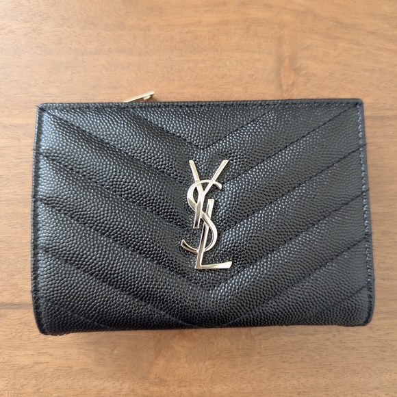 YSL CASSANDRE MATELASSÉ Fragments bi-fold wallet Black - Picture 6 of 11